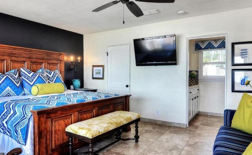וילה בת 2 חדרי שינה, Beachcomber Inn