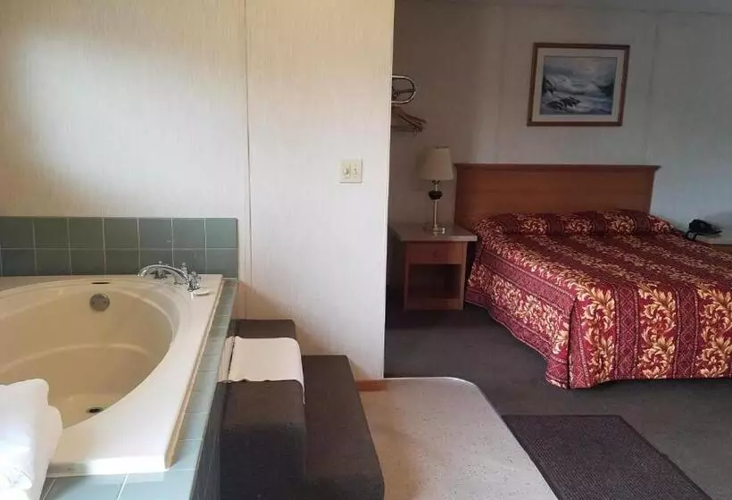 バスタブ付きスタンダードルーム, Milwaukie Inn Portland South