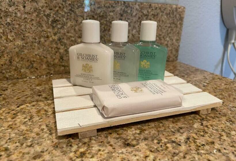 غرفة قياسية سرير كينج, Dune Surfer Inn