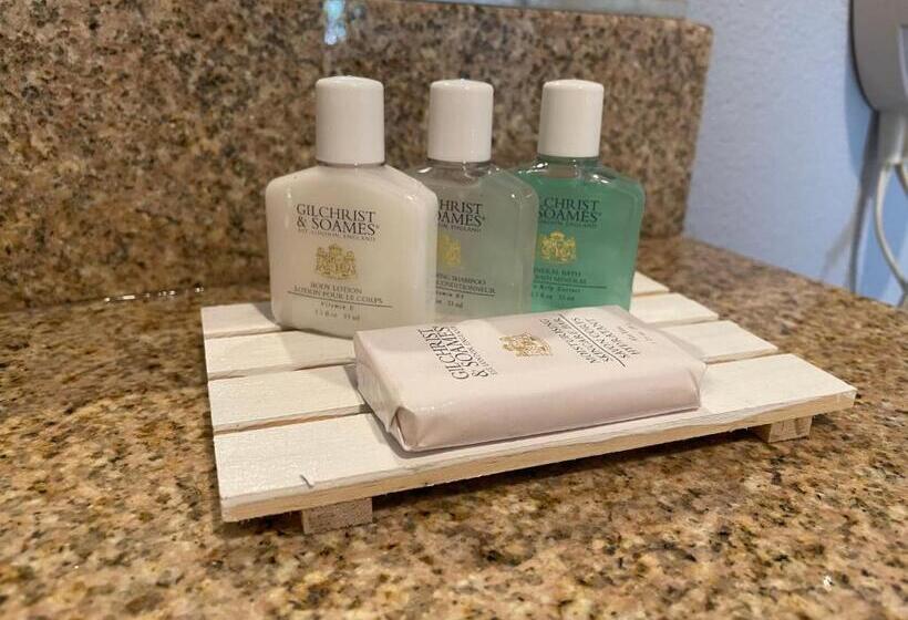 غرفه قياسيه سريرين مزدوجين, Dune Surfer Inn