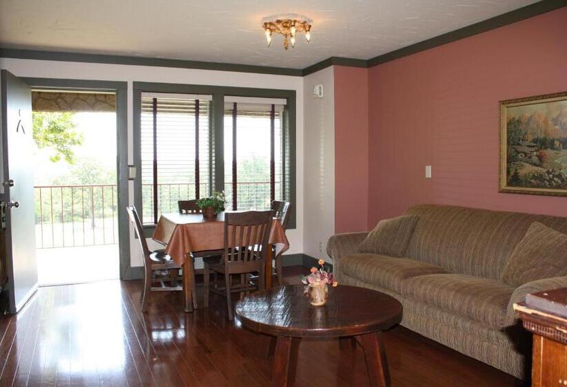 패밀리 스위트, Outback Roadhouse Motel & Suites Branson