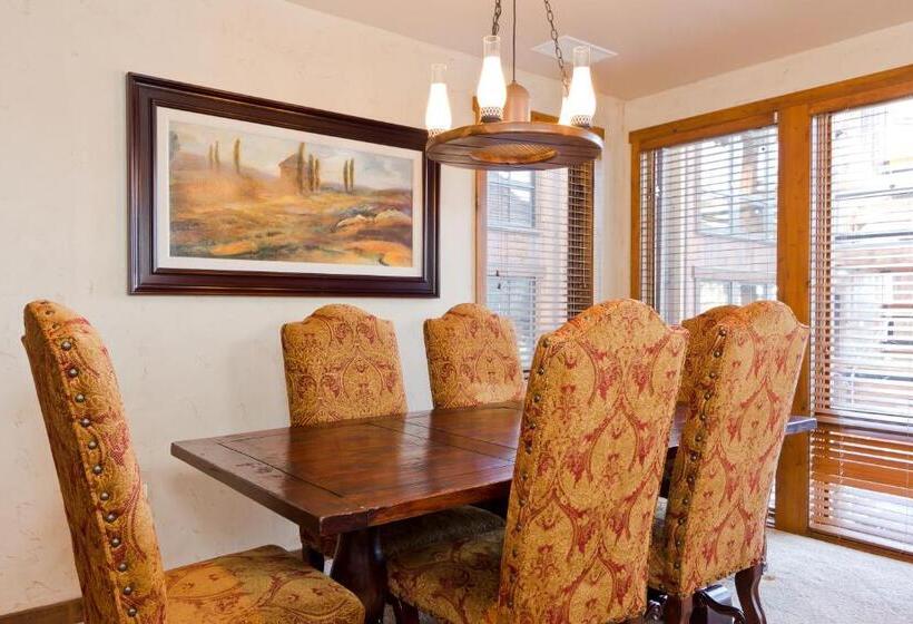 침실 1개 아파트, Silver Baron Lodge