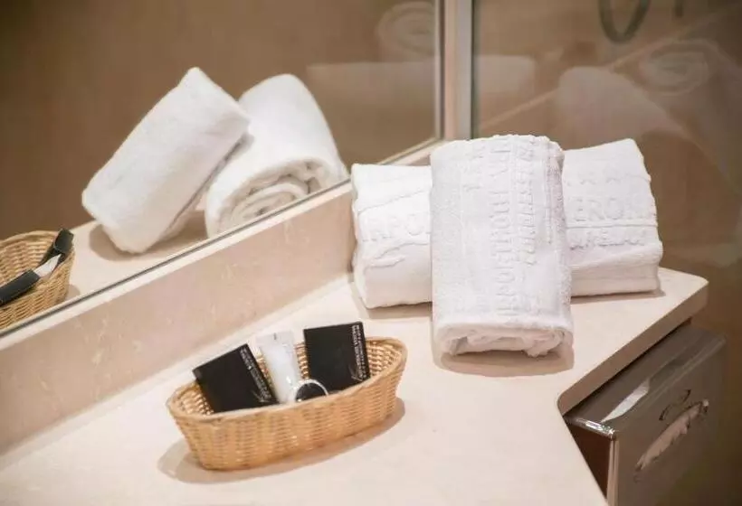 スタンダードトリプルルーム, Airporthotel Verona Congress & Relax