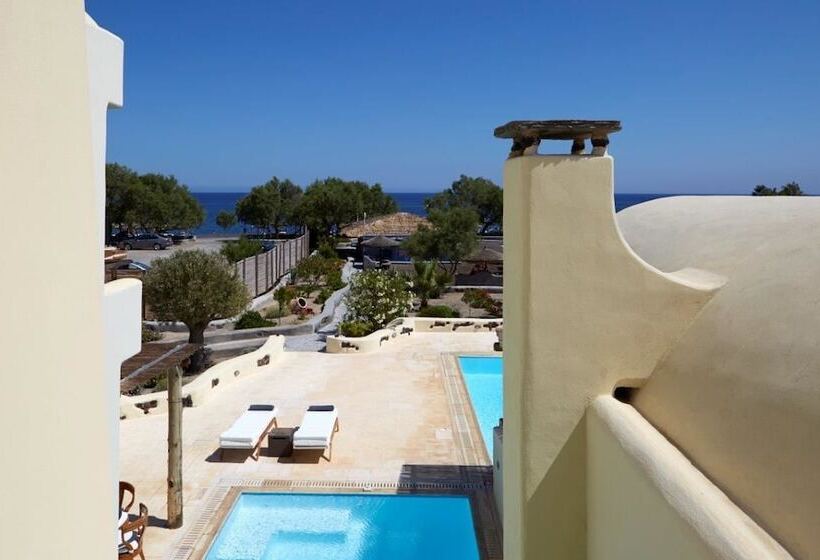 海景套房, Black Rose Beach Suites