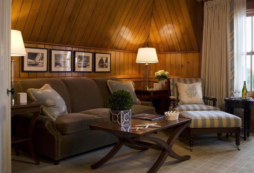 Люкс, Castle Hill Inn