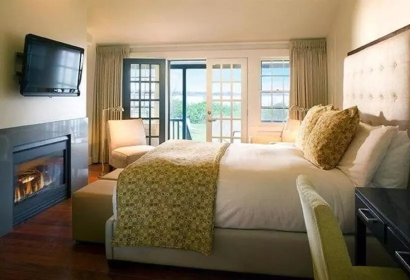 1ベッドルームハウス, Castle Hill Inn