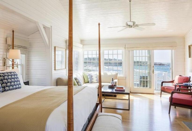 Люкс, Castle Hill Inn