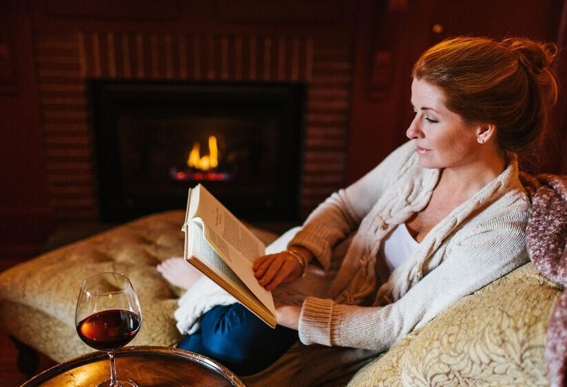 Номер Стандарт, Castle Hill Inn