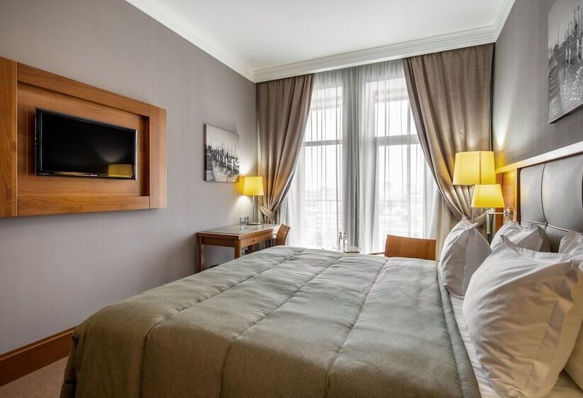 اتاق استاندارد, City