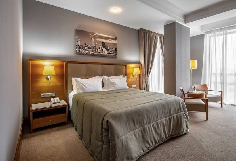 اتاق سوپریور, City