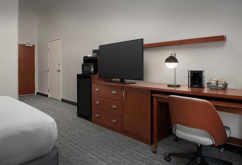 带大床的标准间, Courtyard By Marriott Panama City