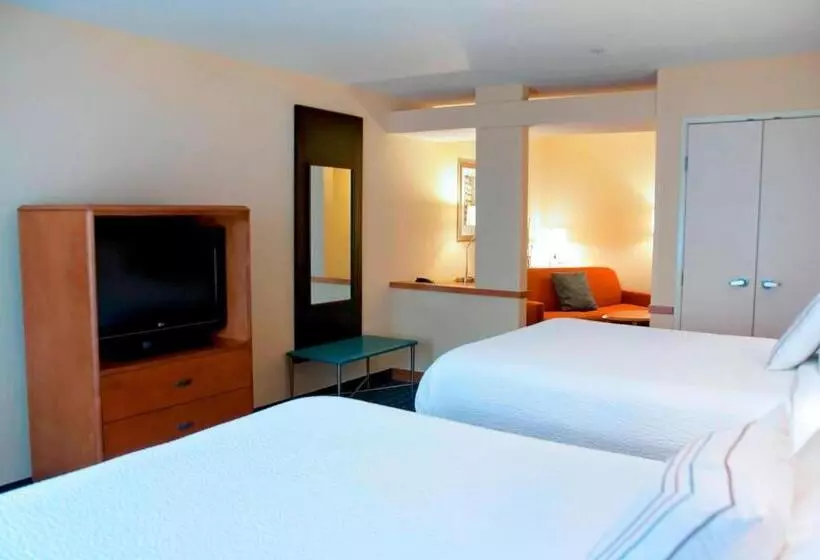 スイート, Fairfield Inn & Suites Ames