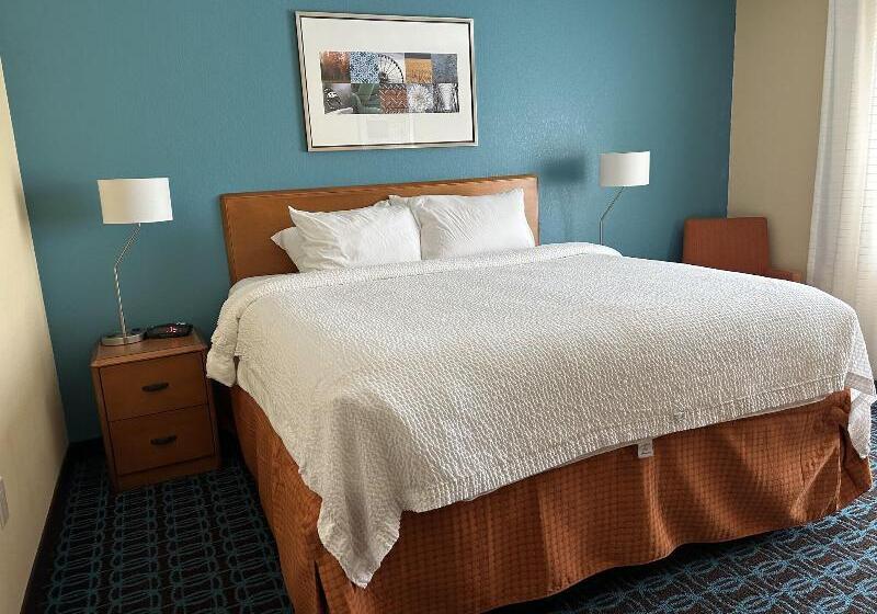 غرفة قياسية سرير كينج, Fairfield Inn & Suites Ames