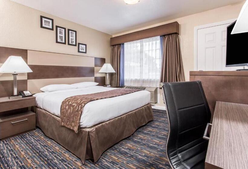 Номер Стандарт, Howard Johnson By Wyndham Berkeley