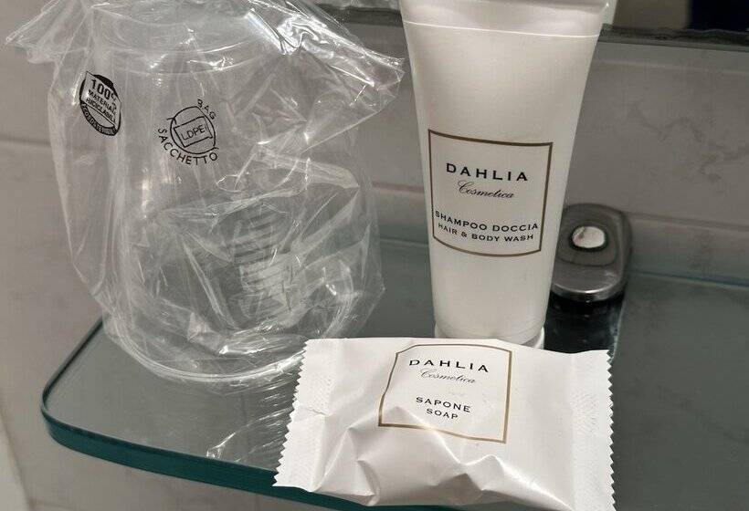 غرفة قياسية فردية, Kristall