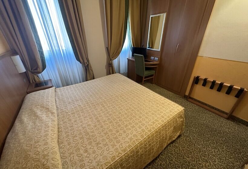 غرفة قياسية, Kristall