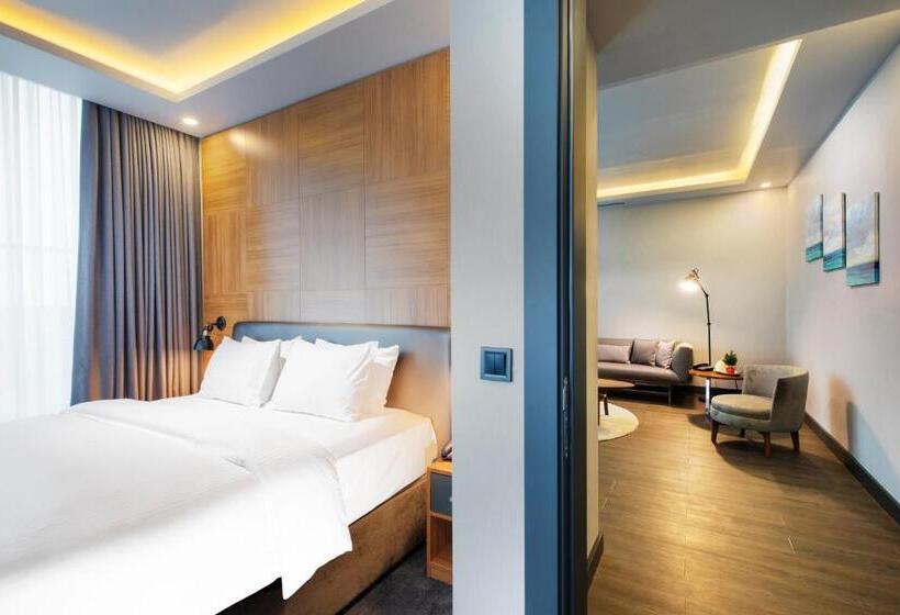 Люкс Повышенной Комфортности, Mercure Istanbul Umraniye