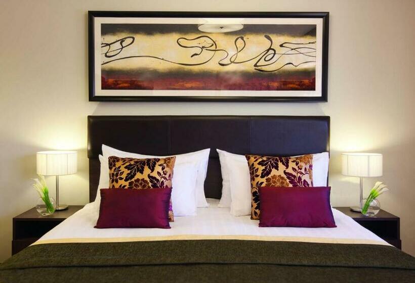2 Bedroom Apartment, Mövenpick Hotel Apartments Al Mamzar Dubai