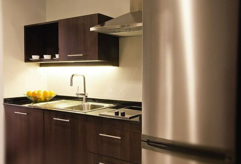 غرفة سوبيريور, Mövenpick Hotel Apartments Al Mamzar Dubai