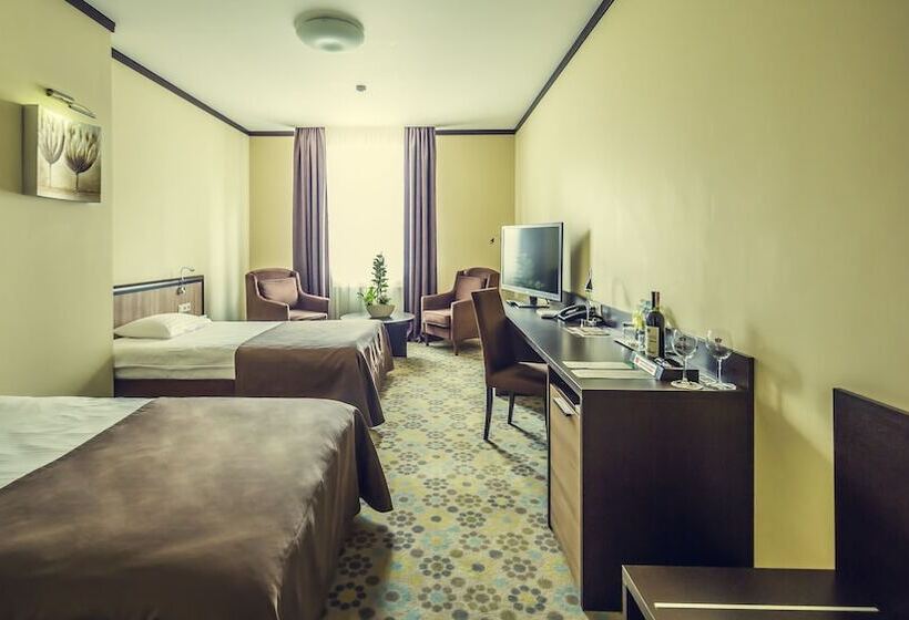 חדר קלאסי, Park Hotel Golosievo