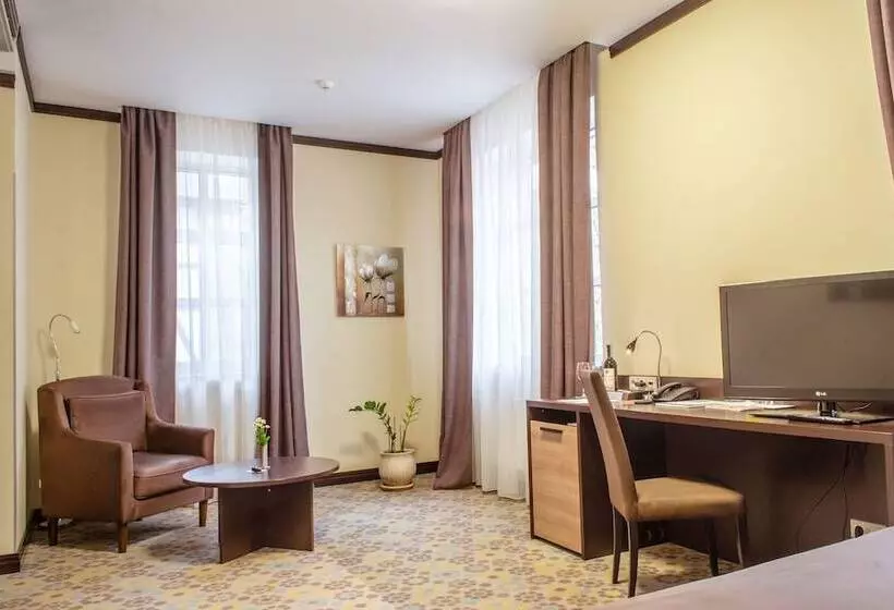 اتاق کلاسیک, Park Hotel Golosievo