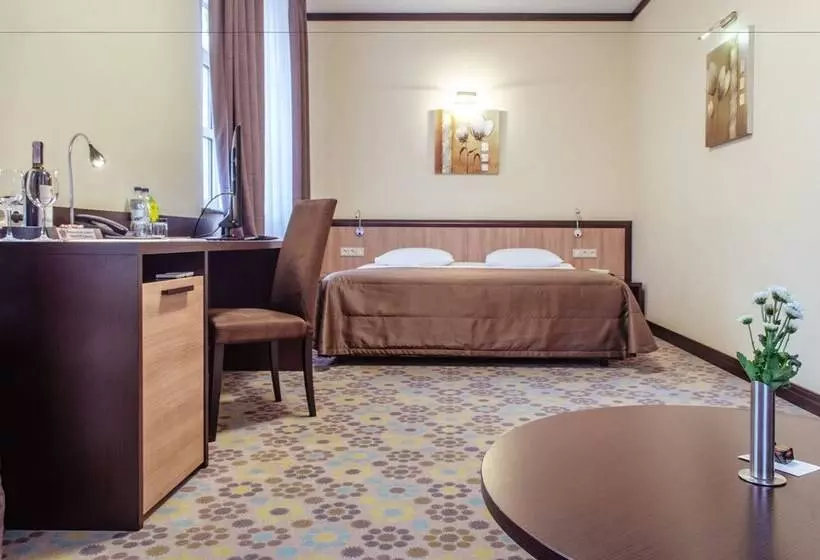 اتاق کلاسیک, Park Hotel Golosievo