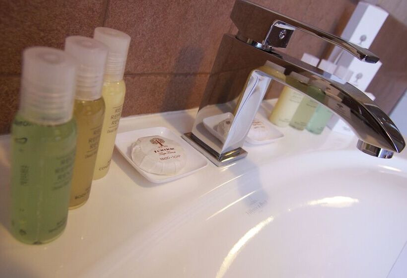 سوییت, Park Hotel Golosievo