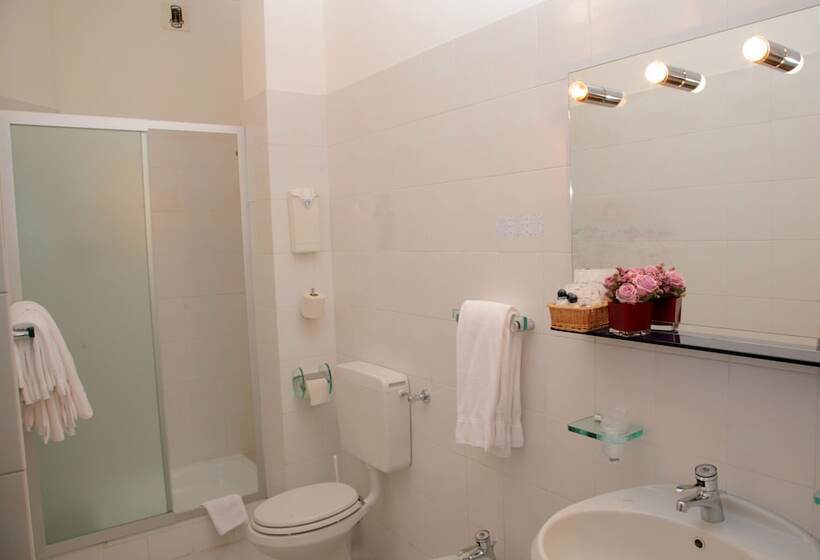 标准三人间, Park Hotel Meublé