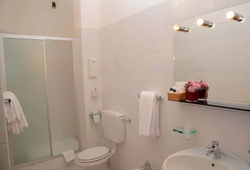 اتاق استاندارد سه نفره, Park Hotel Meublé