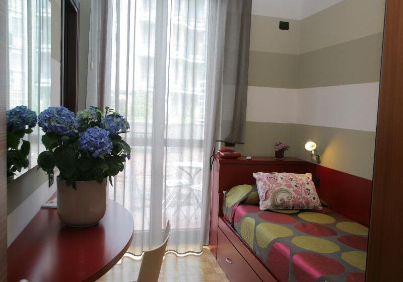 标准单人间, Park Hotel Meublé