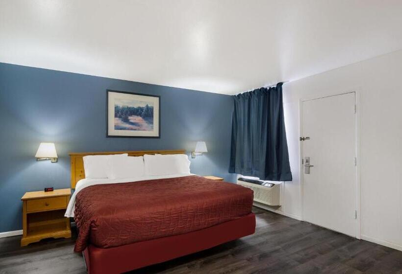 غرفة قياسية سرير كينج, Rodeway Inn & Suites Sidney Historic Downtown I80