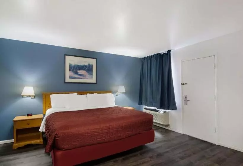 身障者適用スタンダードルーム, Rodeway Inn & Suites Sidney Historic Downtown I80