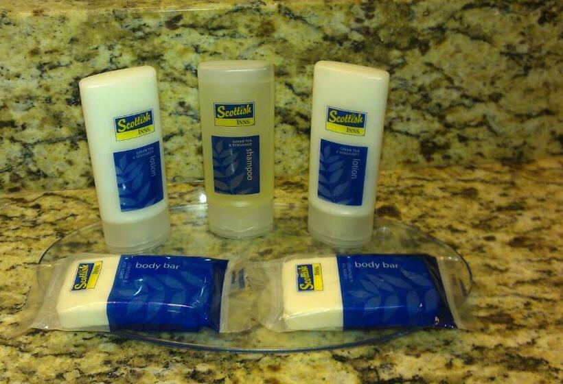 带2个双人床的标准工作室, Scottish Inns Wrightstown