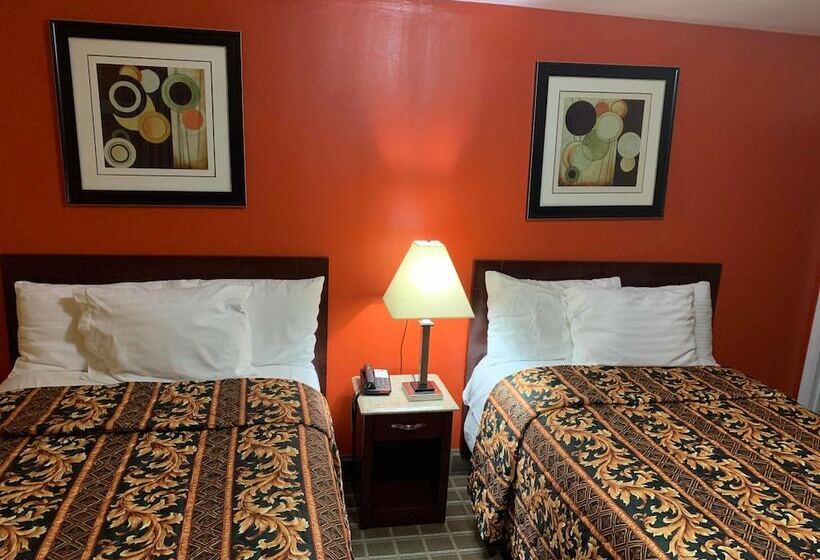 带2个双人床的标准工作室, Scottish Inns Wrightstown