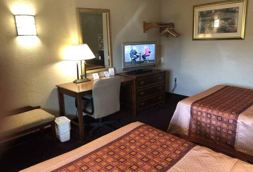 غرفه قياسيه سريرين مزدوجين, Travel Inn & Suites Flemington