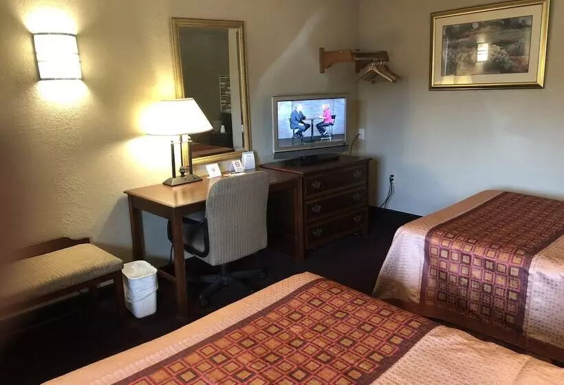 ２ダブルベッドのスタンダードルーム, Travel Inn & Suites Flemington