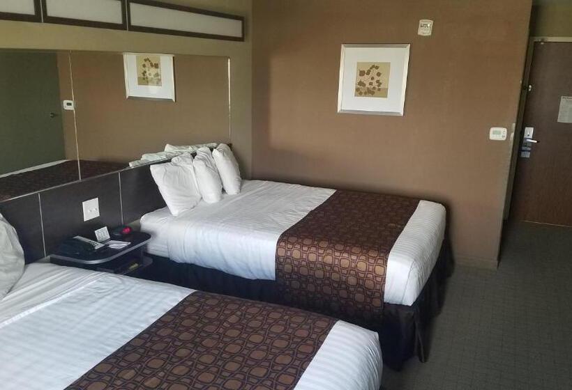 Номер Стандарт, Microtel Inn & Suites By Wyndham