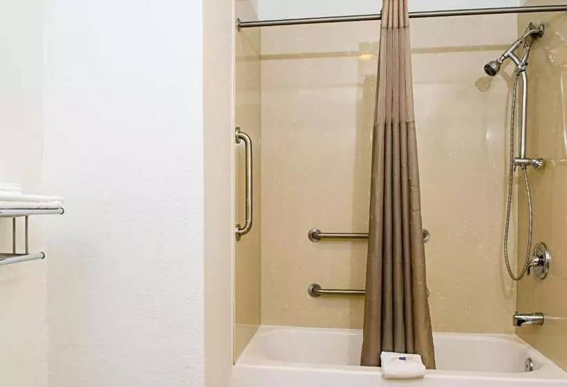 スタンダードルーム, Motel 6modesto, Ca  Downtown