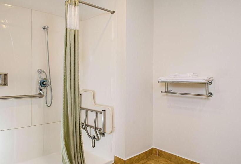 חדר סטנדרט מותאם לאדם עם מוגבלויות, Motel 6modesto, Ca  Downtown