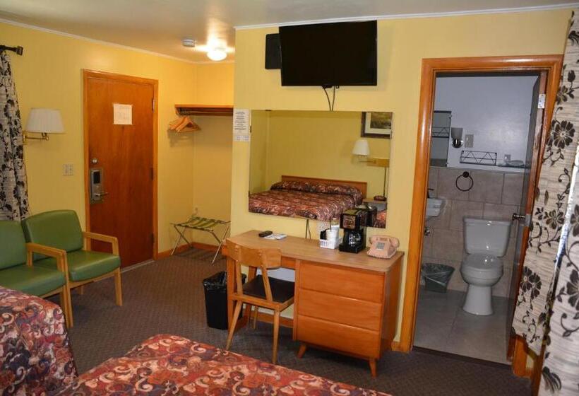 חדר סטנדרט שתי מיטות זוגיות, The Village Motel