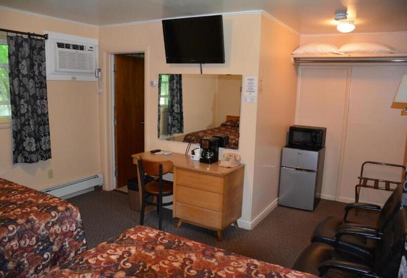 חדר סטנדרט שתי מיטות זוגיות, The Village Motel