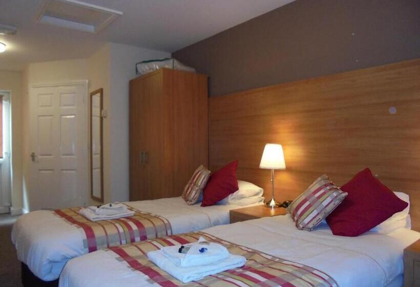 基本间, The River Don Tavern And Lodge