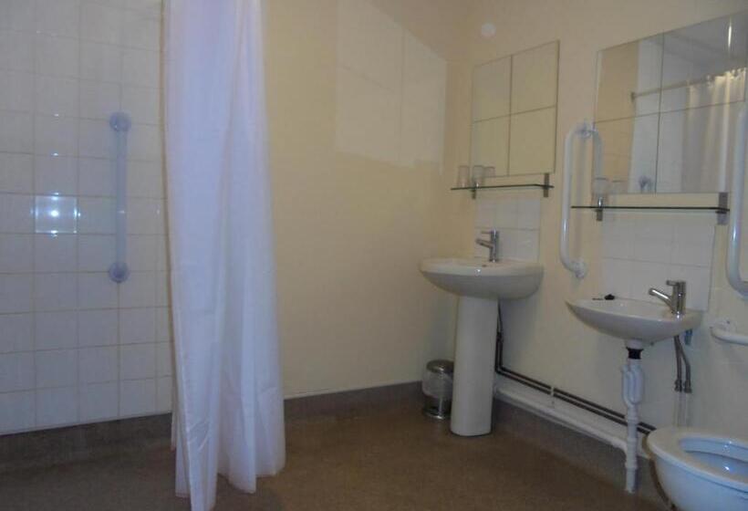 舒适三人间, The River Don Tavern And Lodge