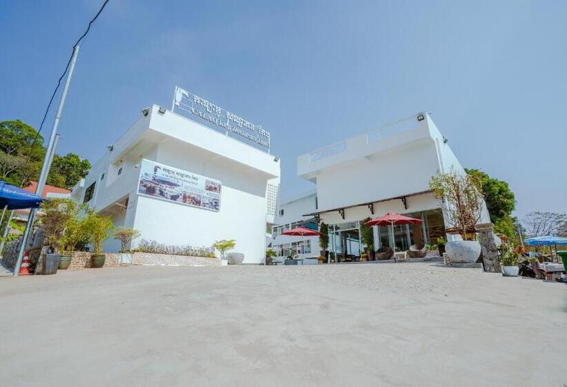 اتاق لوکس با تخت بزرگ, Calao Kep Residence