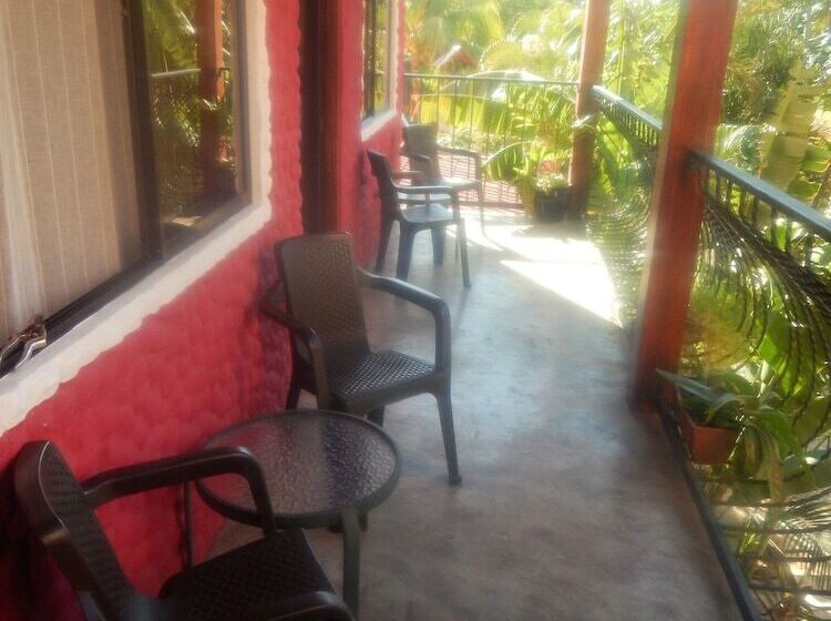 اتاق خانوادگی, Conchal