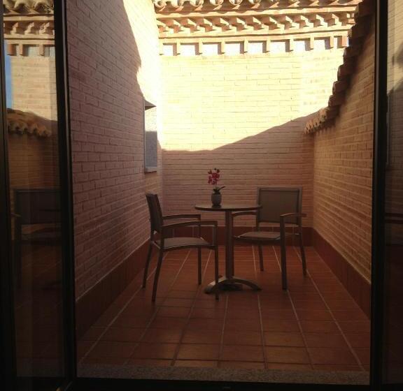 اتاق استاندارد با تراس, La Bastida