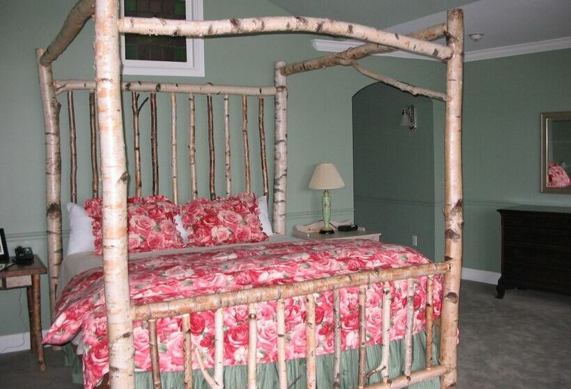 Номер Superior с Видом, Lake Opechee Inn And Spa