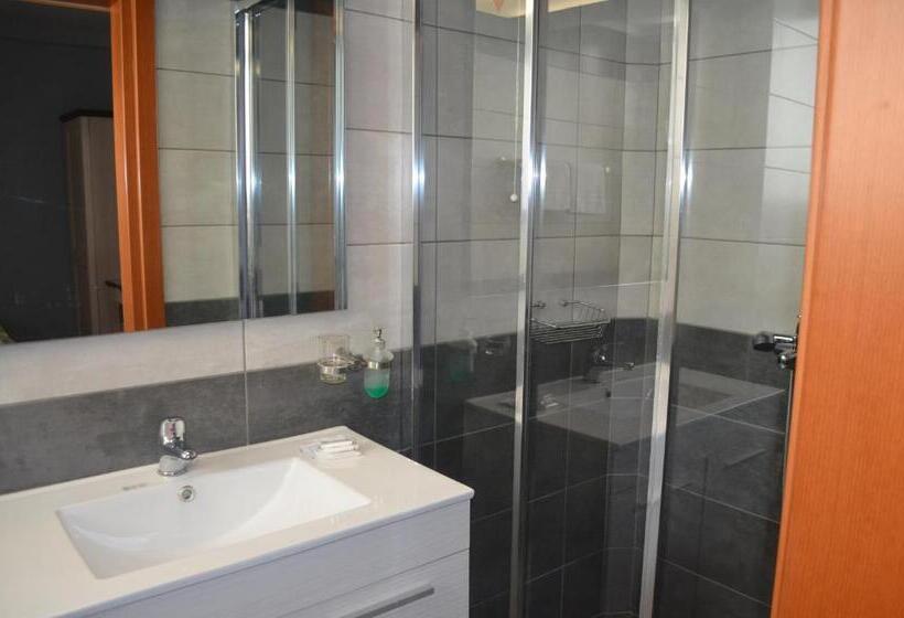 스탠다드 트리플 룸, Mirabello