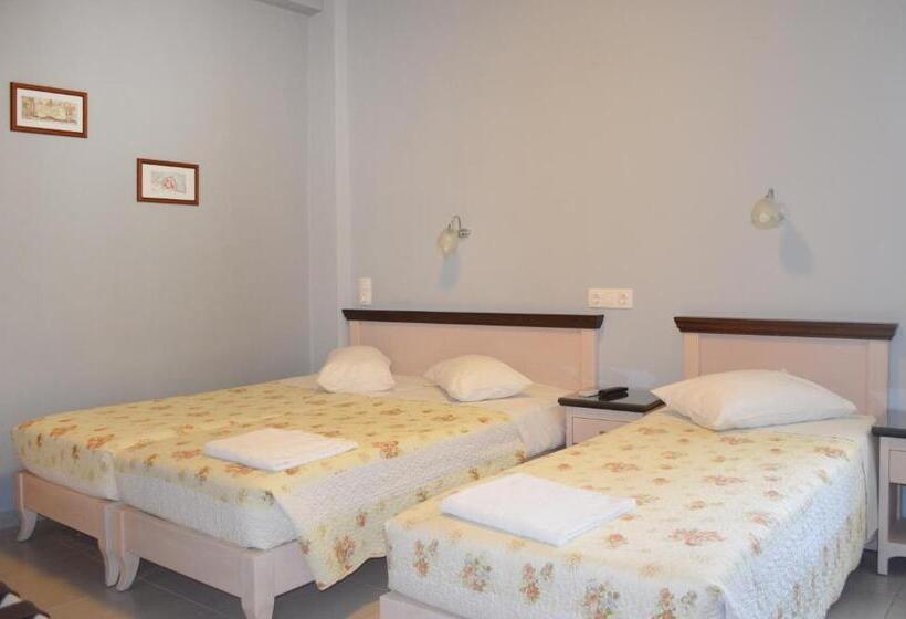 스탠다드 트리플 룸, Mirabello