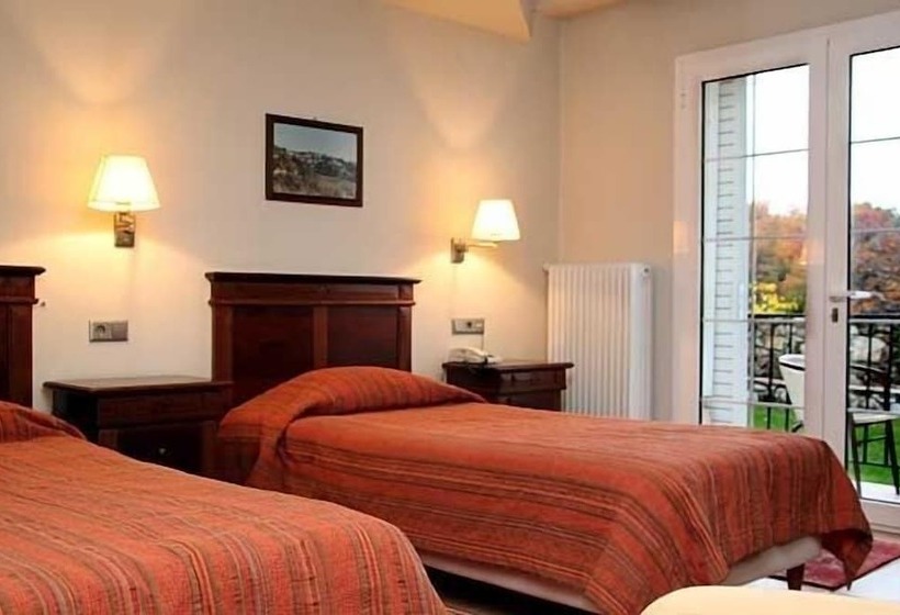 Standard Room, Mythos